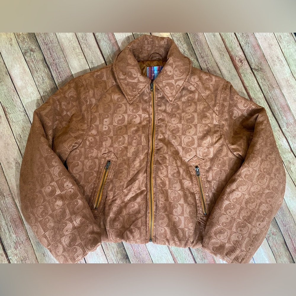 Urban Outfitters Corduroy Puffer Jacket | Stunning Ying Yang design Size Large